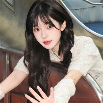 谁看见了孔雀在跳舞？